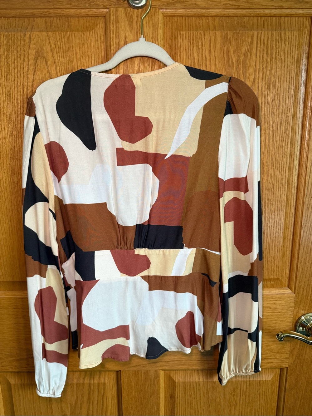 Whimsy + Row Abstract Print Button Front Blouse Top Large - Picture 2 of 3